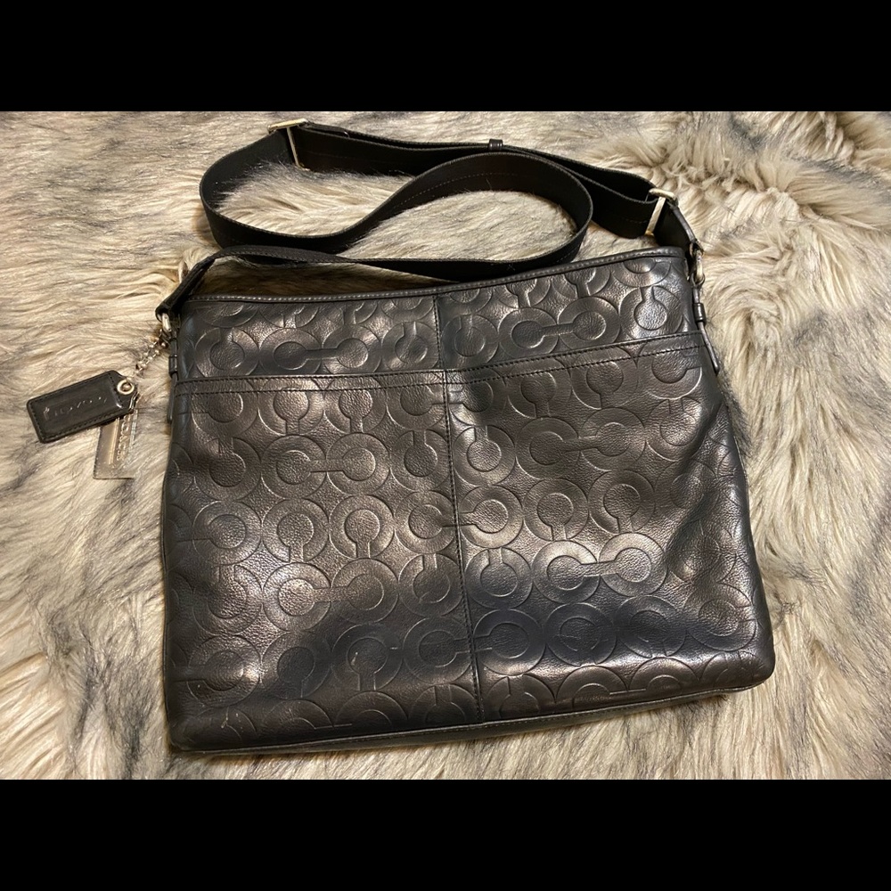 COACH Messenger bag. Black Leather